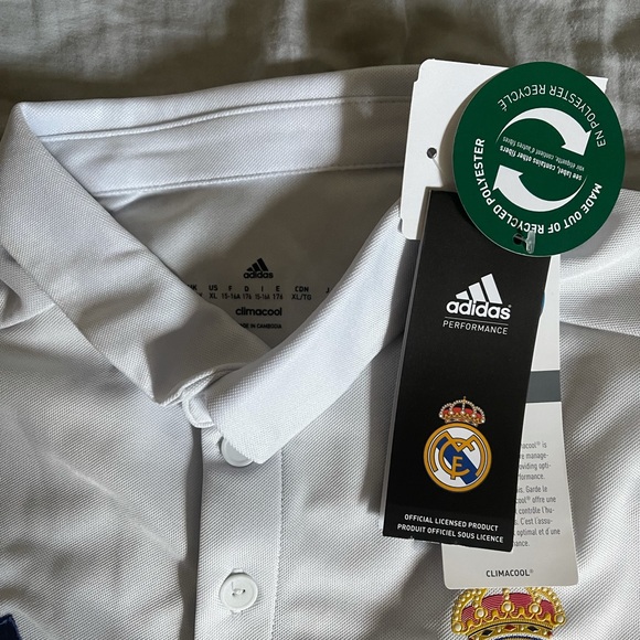 Authentic Adidas Real Madrid Jersey - Picture 1 of 2